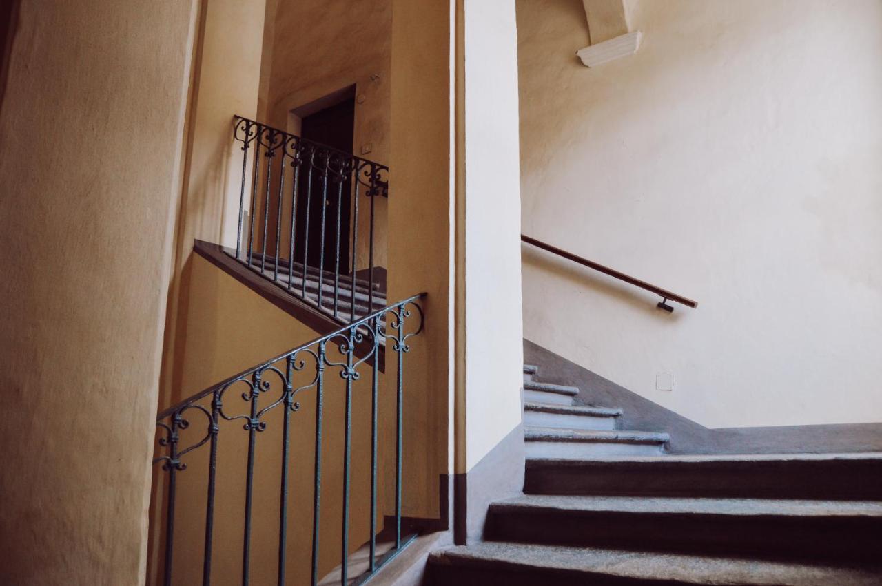 Historic Center Charming Apartment Free Wi-Fi Savigliano Luaran gambar