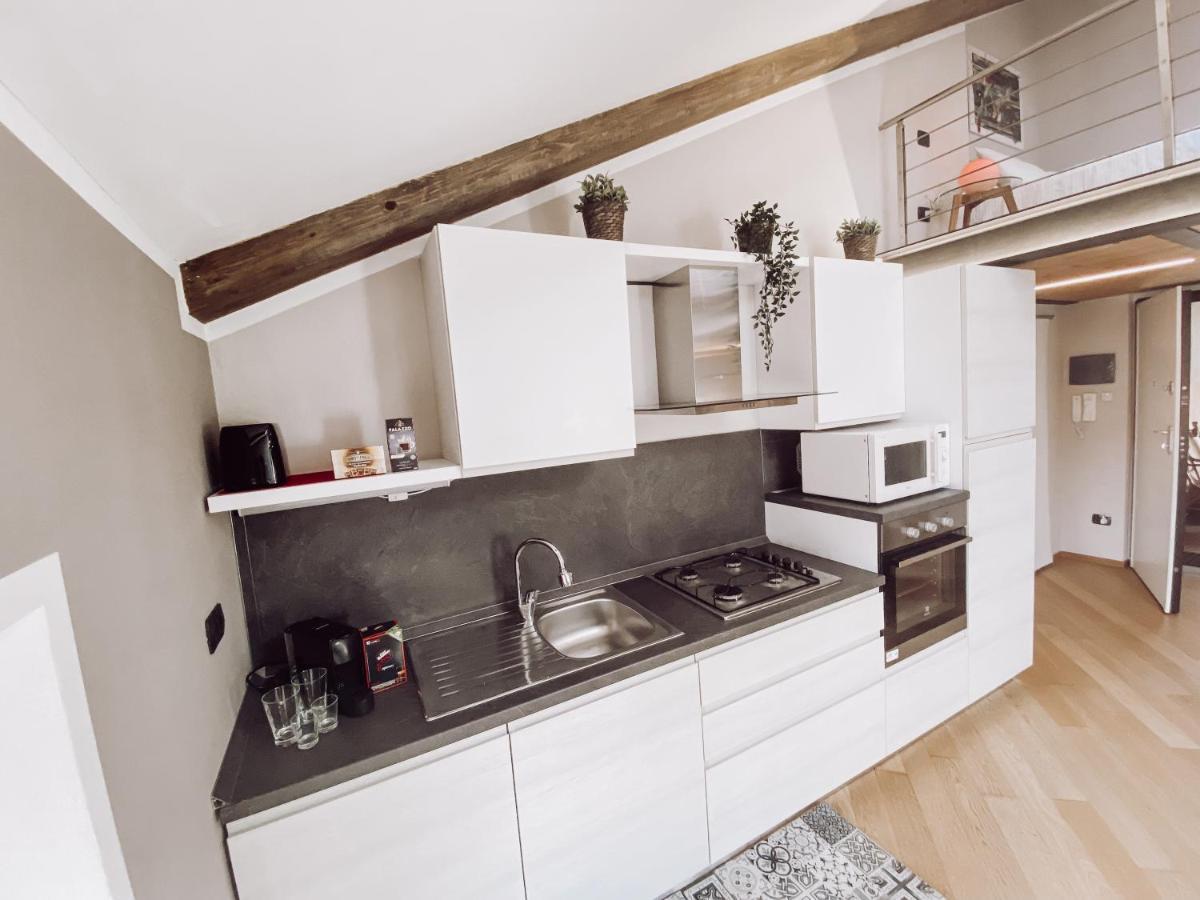 Historic Center Charming Apartment Free Wi-Fi Savigliano Luaran gambar