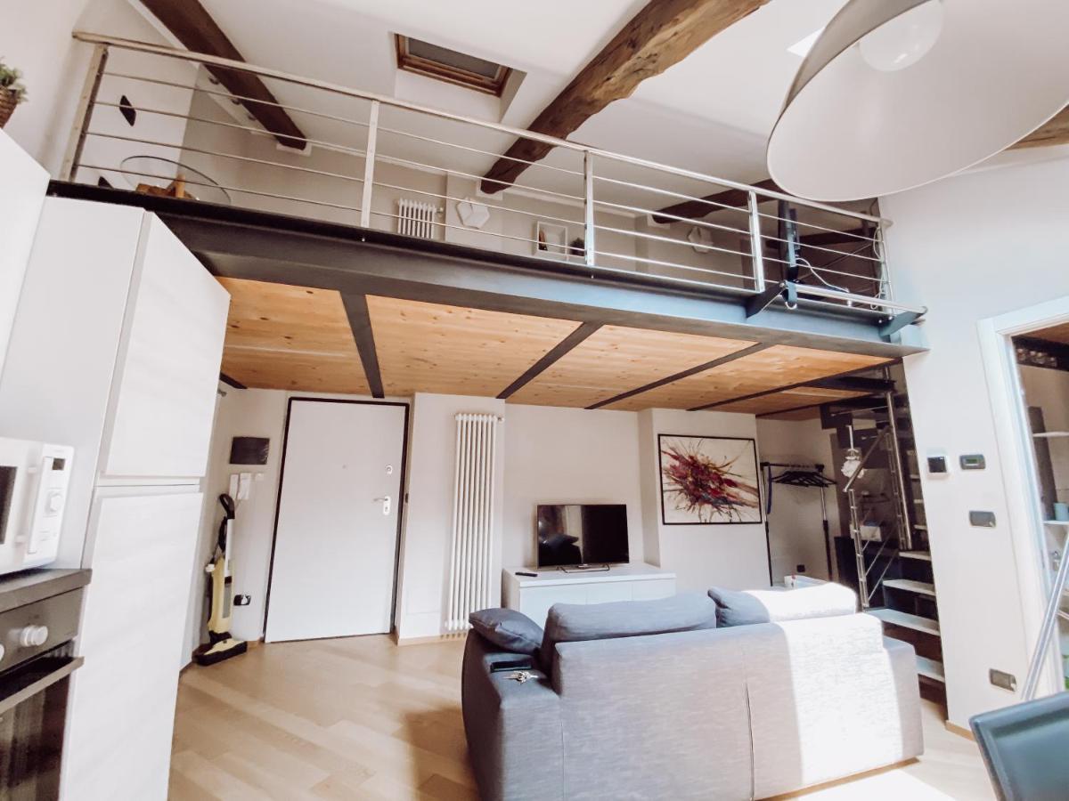 Historic Center Charming Apartment Free Wi-Fi Savigliano Luaran gambar