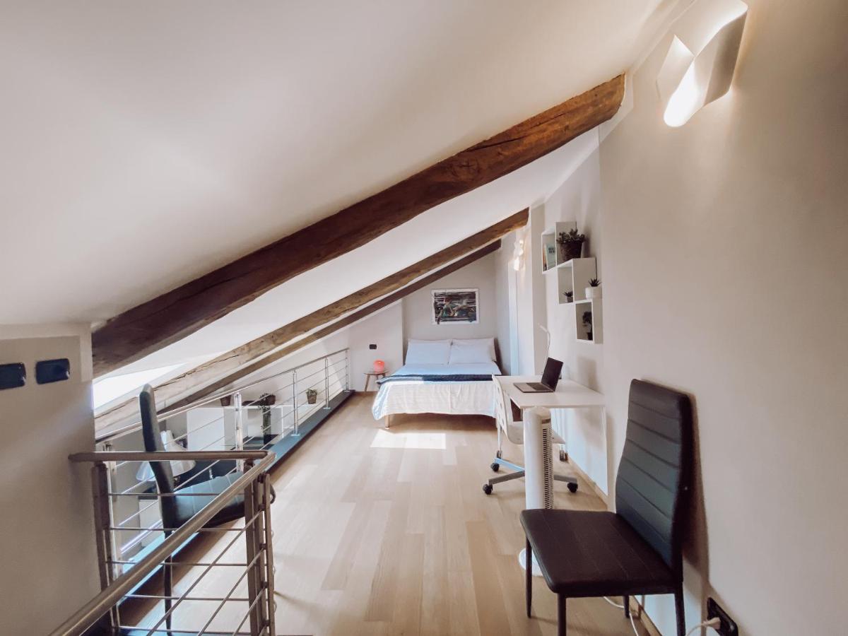 Historic Center Charming Apartment Free Wi-Fi Savigliano Luaran gambar